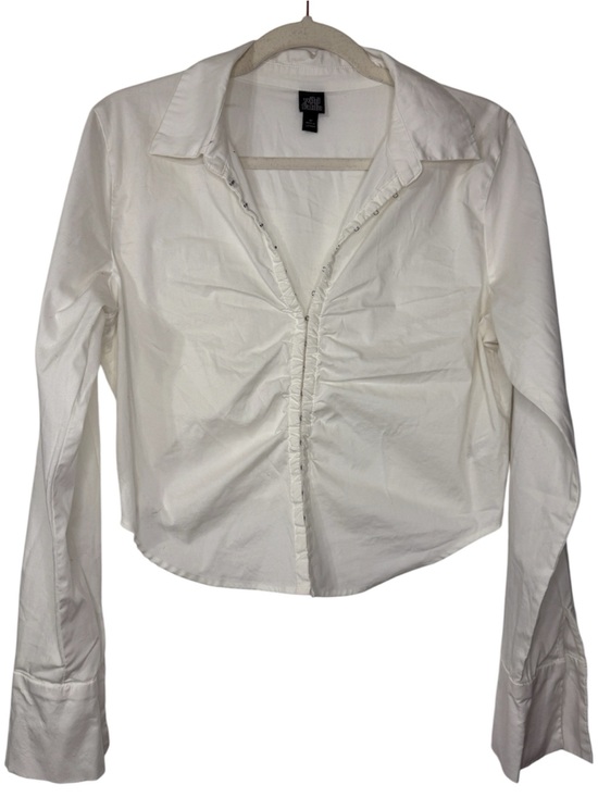 wild fable Tops - wild fable White Eyelet Closure Button-Front Shirt Size Medium